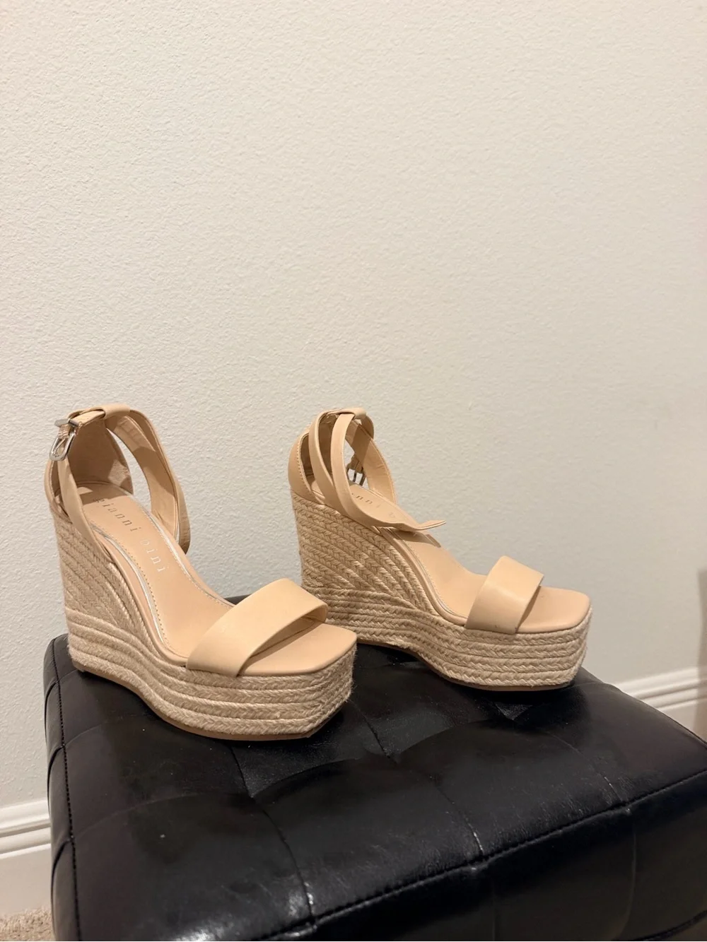 Gianni Bini Nude Beige Platform Espadrille Sandals with Ankle Strap